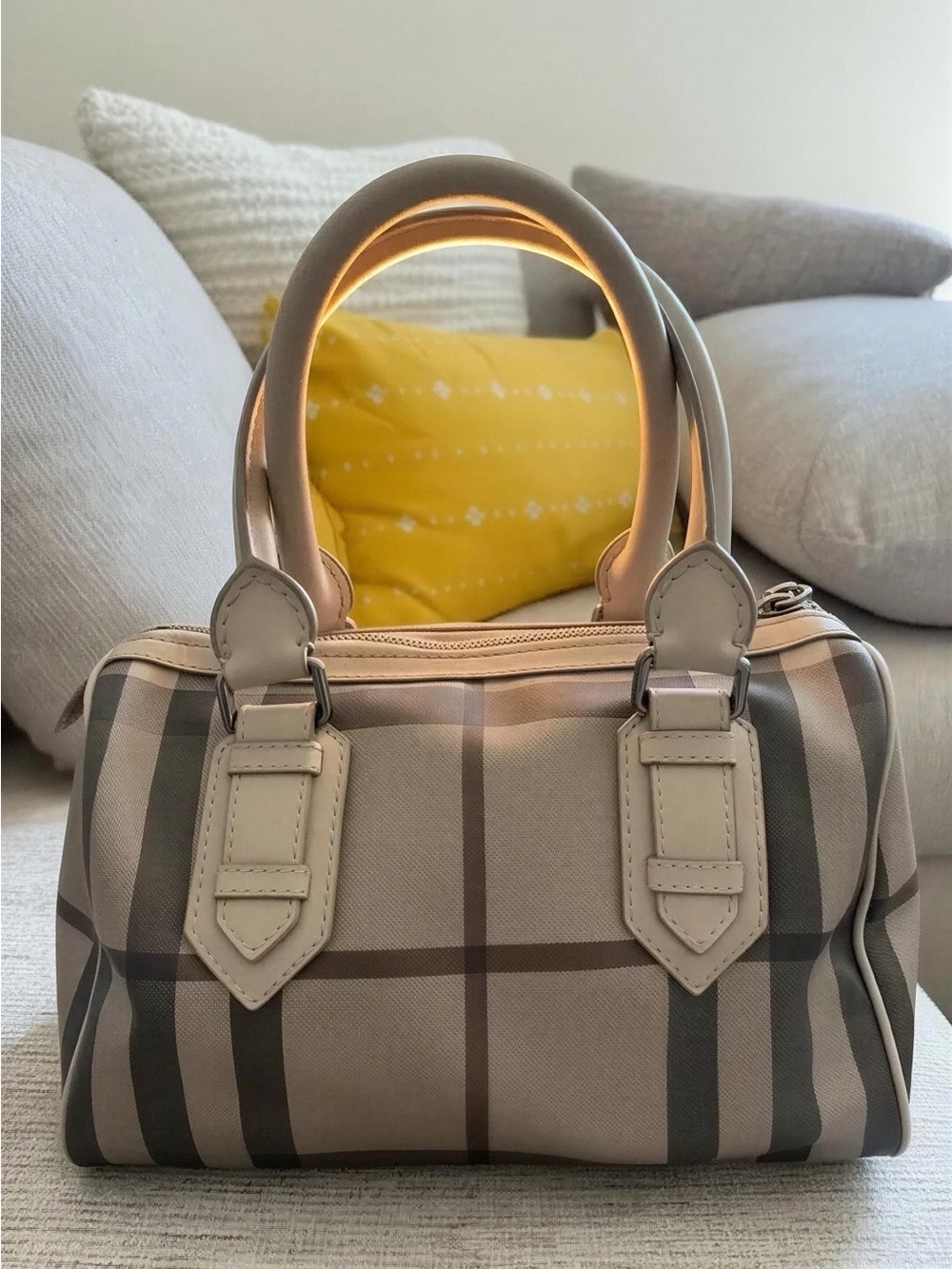 Burberry Speedy-25 Size Women’s Satchel